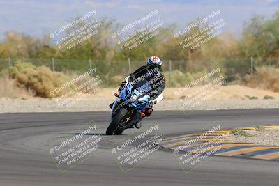 media/Nov-05-2022-SoCal Trackdays (Sat) [[f8d9b725ab]]/Turn 2 (1120am)/